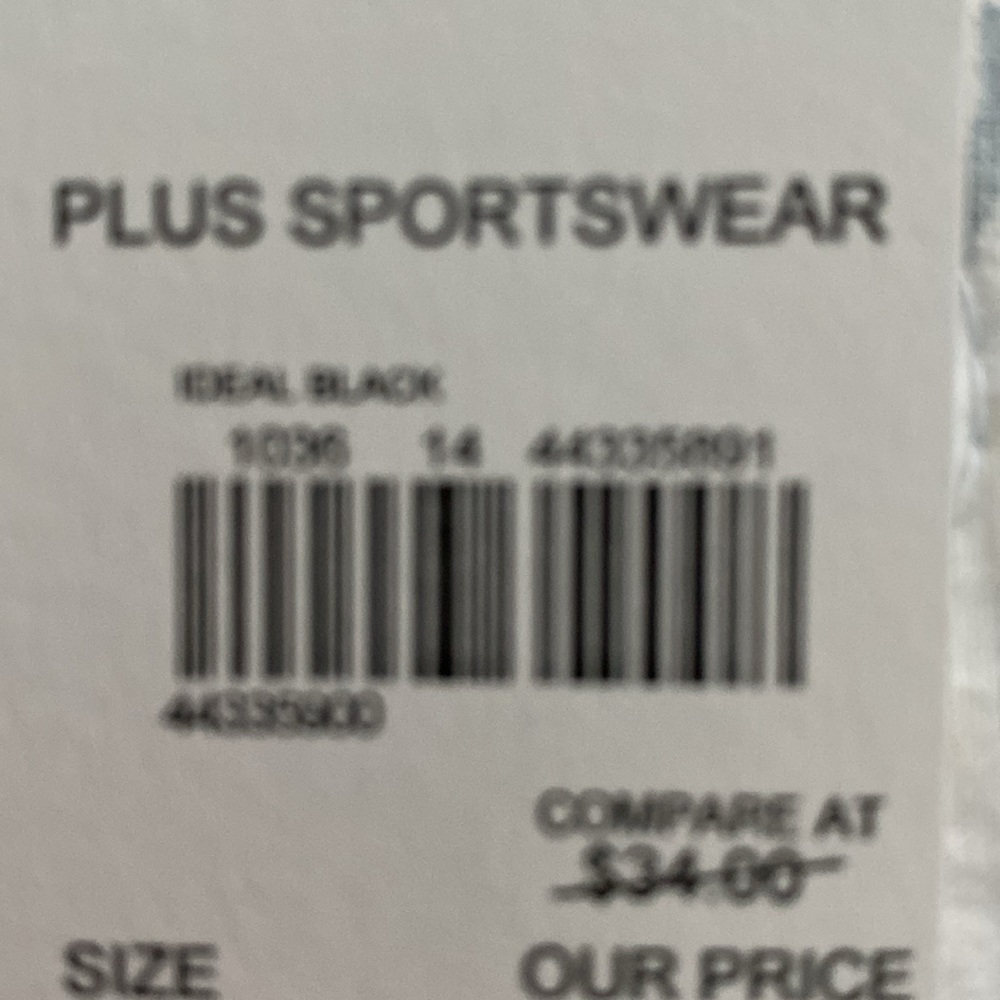 Black and white plaid tank top, V-Neck with lace trim. - Picture 7 of 7